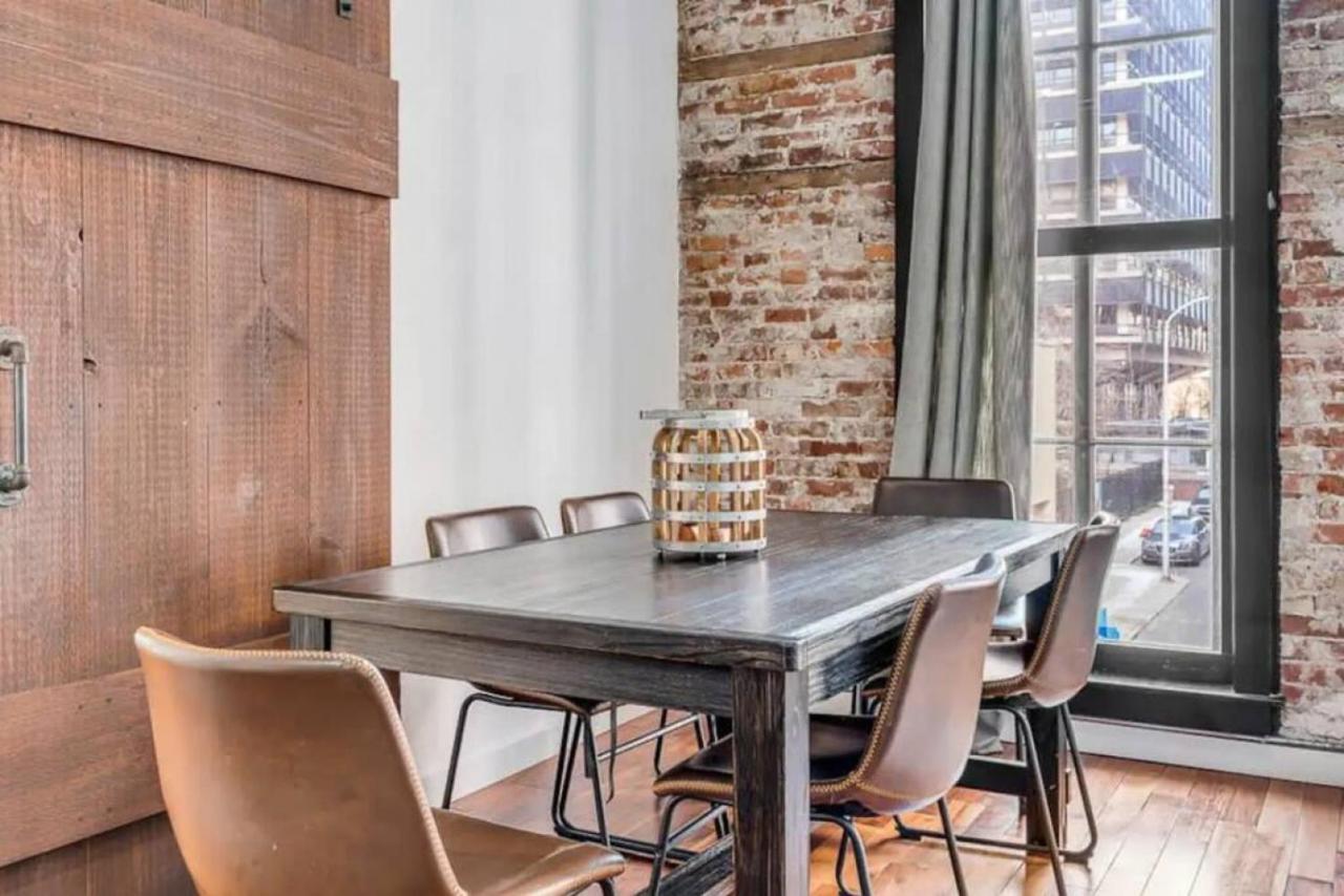 30 S 7th St Unit 3 Luxurious Million Dollar Elevator Parking Location Holiday home